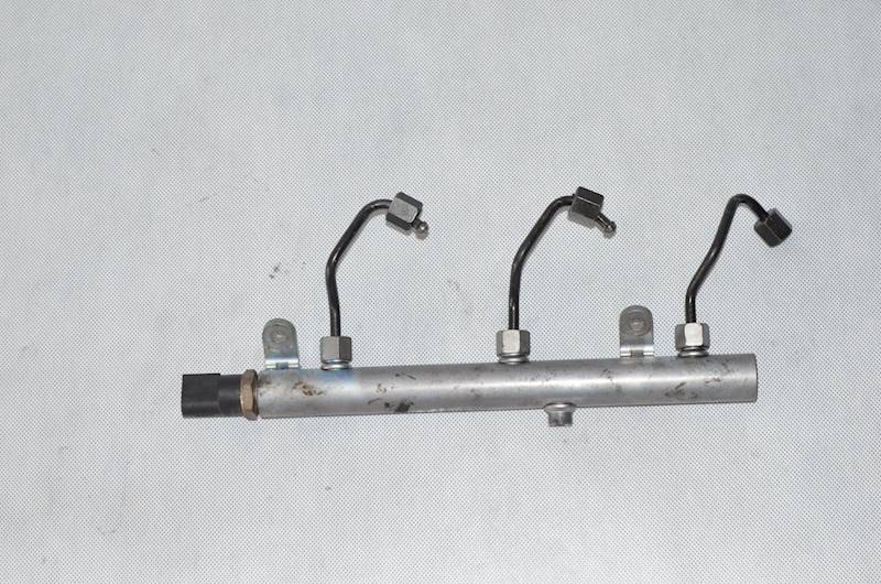 Listwa wtryskowa Mercedes S W221 E 211 3.0 CDI V6 A6420700695 0615100090