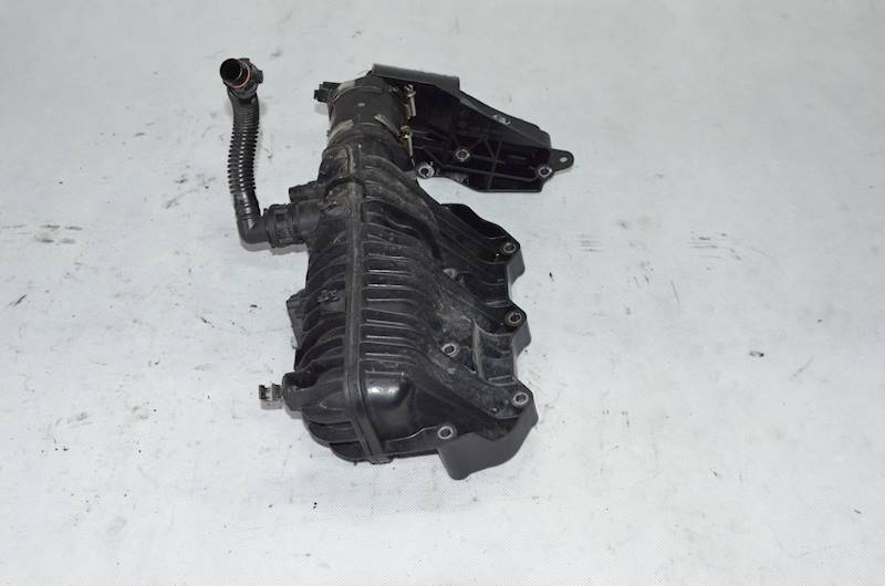 Kolektor ssący Ford Focus Mk3 1.0 ECOBOOST M2DA