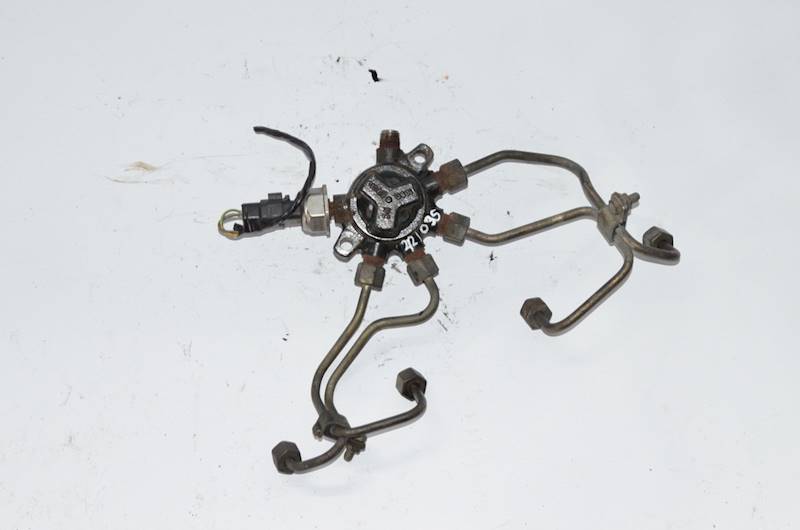 Wtryski + pompa wtryskowa Ford Focus Transit Connect 1.8 TDCI 2T1Q-9F593-AA