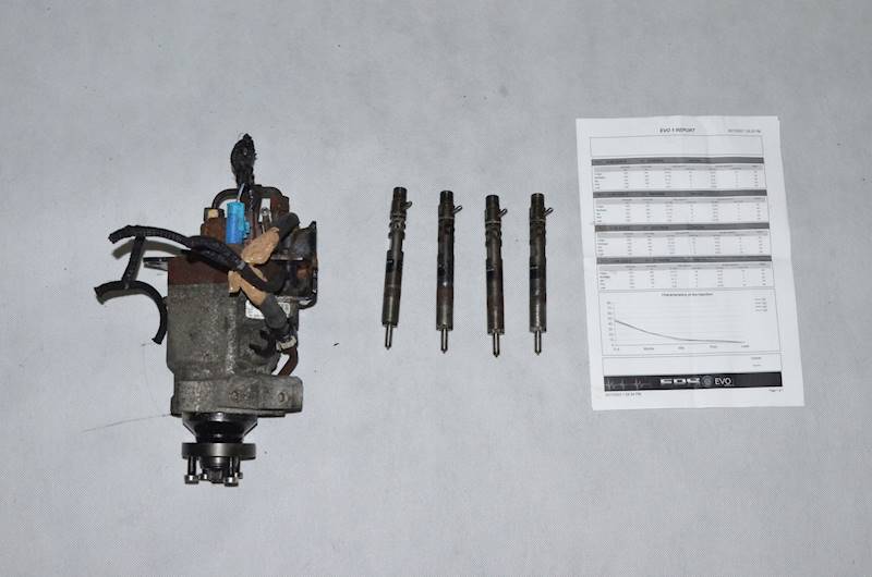 Wtryski + pompa wtryskowa Ford Focus Transit Connect 1.8 TDCI 2T1Q-9F593-AA