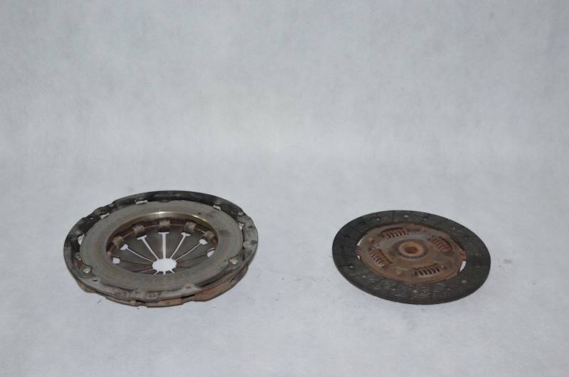 Docisk + tarcza Fiat Stilo Panda Tipo II Doblo II 500 1.4 16V 843A1000 B670
