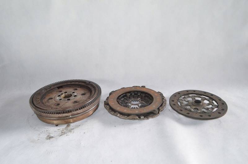 Koło dwumasowe BMW E46 E90 E87 318i 320i 1.8 2.0 i N42 N43 N46 KOMPLET