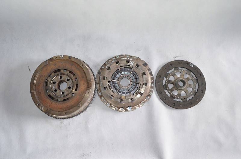 Koło dwumasowe BMW E46 E90 E87 318i 320i 1.8 2.0 i N42 N43 N46 KOMPLET