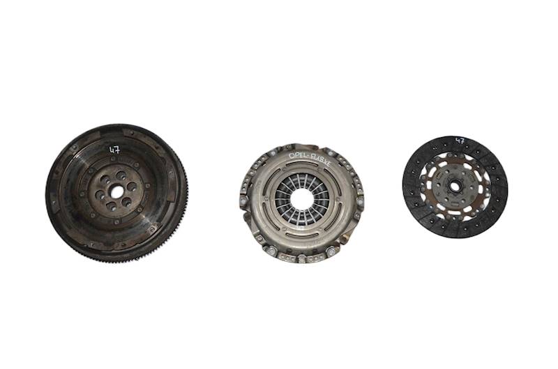 Koło dwumasowe Opel Astra IV J Insignia A 1.8 16V A18XER M32 KOMPLET