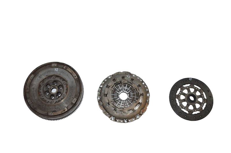 Koło dwumasowe BMW E90 E93 E91 E87 E88 LCI 2.0 16V N43B20AY KOMPLET