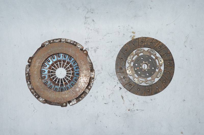 Tarcza + docisk VW Golf V Passat B6 Sharan Jetta Audi A3 8P 2.0 TDI BMP