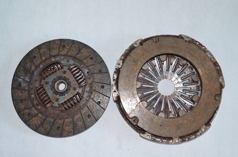 Docisk + tarcza Kia Ceed Venga Rio III Hyundai i30 1.4 CRDI D4FC DKU 32021