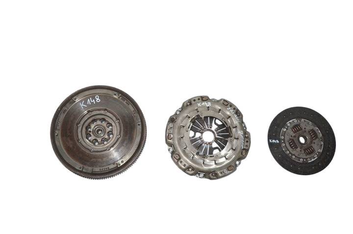 Koło dwumasowe Mercedes C W203 W204 E W211 W212 1.8 KOMPRESSOR KOMPLET