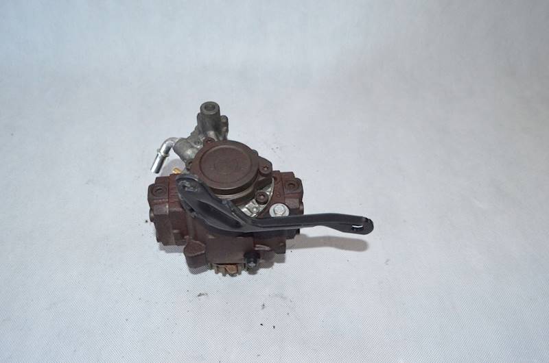 Pompa wtryskowa Ford Focus Mk3 C-Max II Mondeo MK4 LIFT Volvo C30 1.6 TDCI