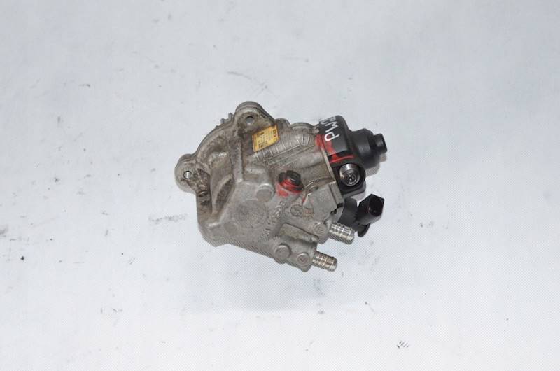 Pompa wtryskowa VW Golf VI Touran Passat B7 Jetta Audi A3 8P A4 B8 2.0 TDI