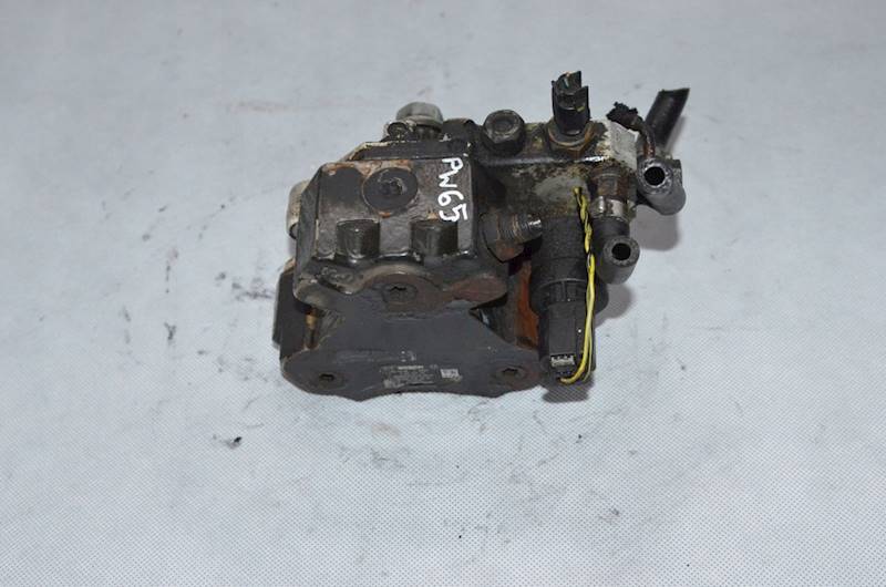 Pompa wtryskowa Mercedes A-Klasa W169 1.8 2.0 CDI A6400700701 0445010120