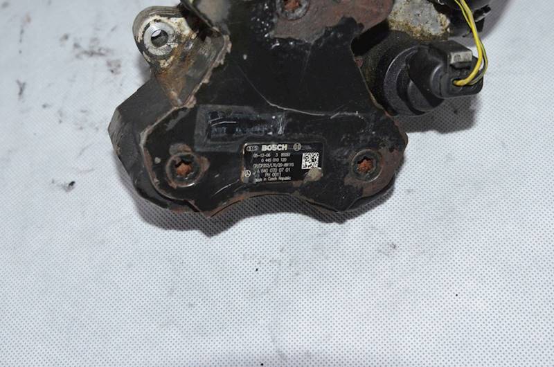 Pompa wtryskowa Mercedes A-Klasa W169 1.8 2.0 CDI A6400700701 0445010120