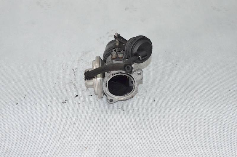 Zawór EGR VW Passat B5 Audi A4 B6 A6 C5 1.9 TDI ATD ASZ ARL ALH 038129637B