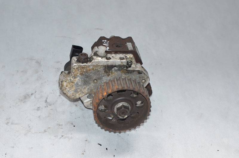 Pompa wtryskowa VW Phaeton Touareg Audi A6 C6 2.7 TDI V6 3.0 TDI 0445010125