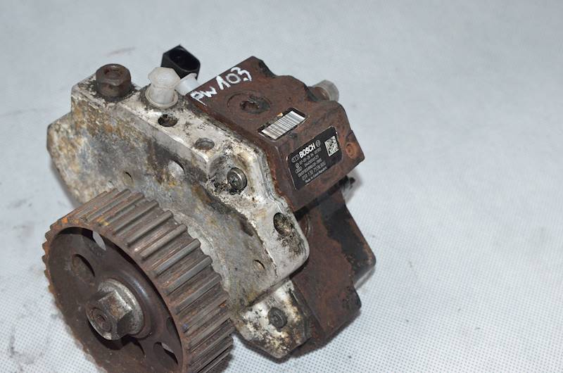Pompa wtryskowa VW Phaeton Touareg Audi A6 C6 2.7 TDI V6 3.0 TDI 0445010125