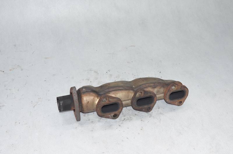 Kolektor wydechowy Audi A6 C6 A4 B8 2.7 TDI PRAWY