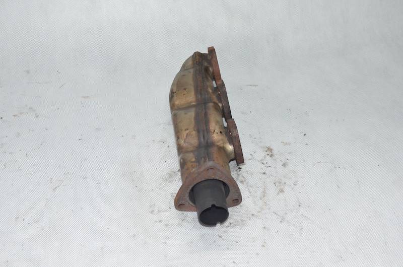 Kolektor wydechowy Audi A6 C6 A4 B8 2.7 TDI PRAWY