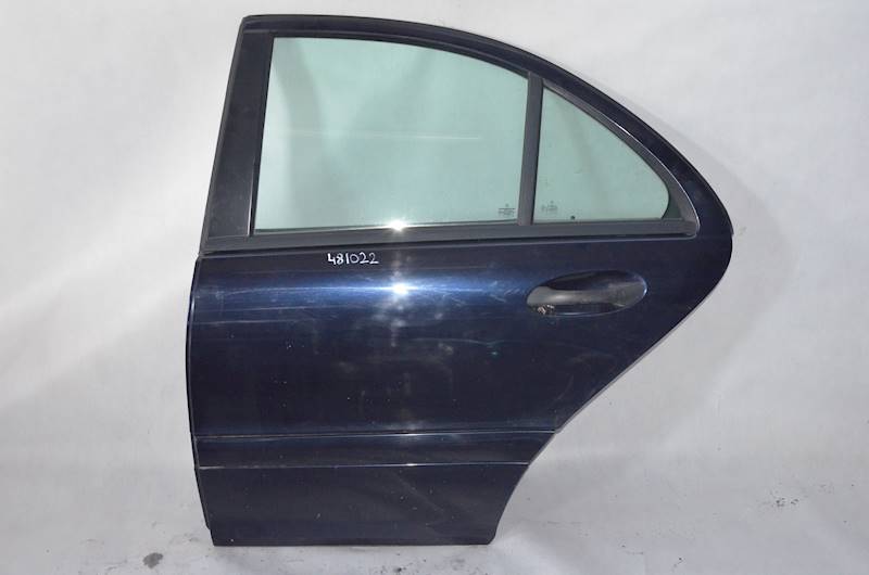 Drzwi tylne Mercedes C-Klasa W203 LEWY TYŁ SEDAN