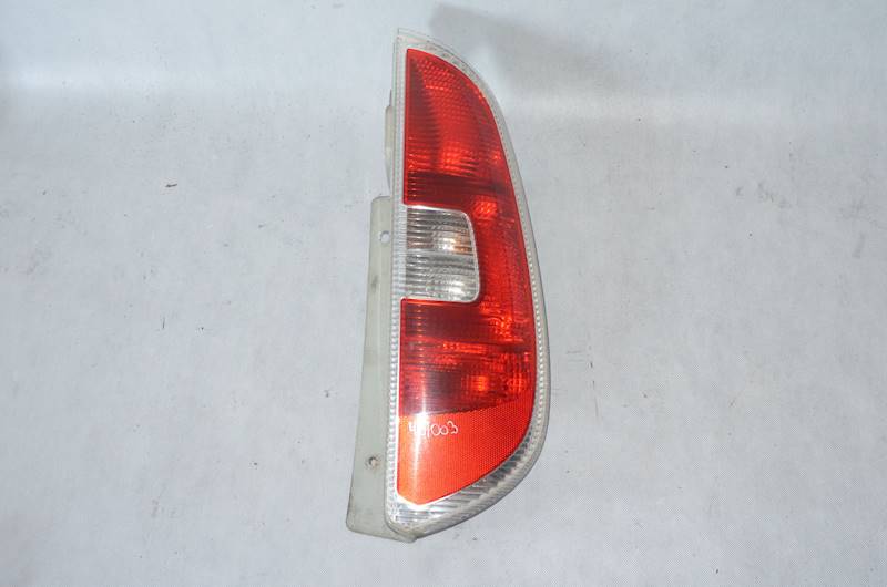 Lampa Skoda Roomster 2006- wersja EU PRAWY TYŁ