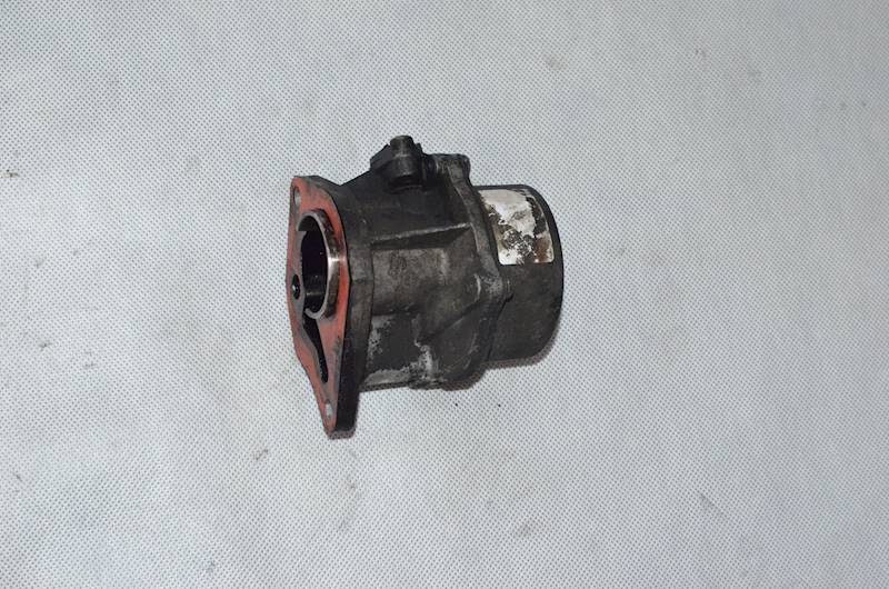 Pompa wakum Renault Clio III Dacia Duster 1.5 DCI