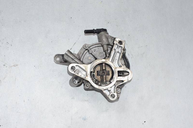 Pompa wakum Peugeot 407 508 5008 Citroen 2.0 HDI