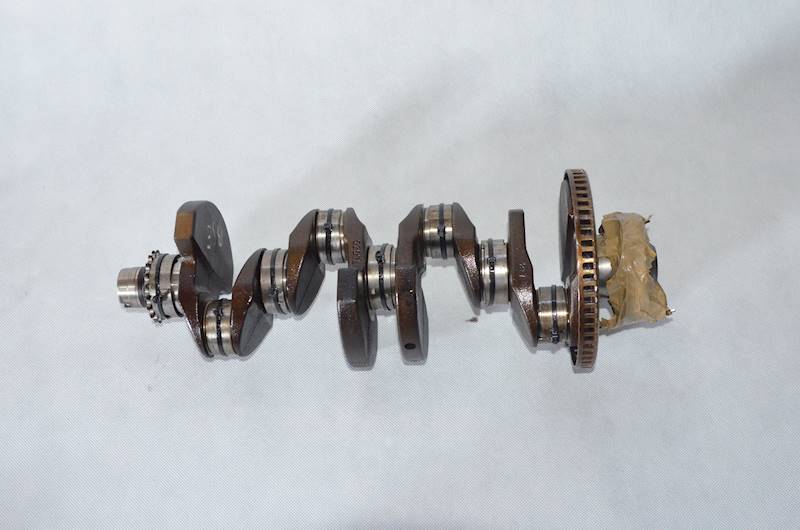 Wał korbowy VW Golf V Touran Jetta Seat Leon II Audi A3 8P 1.6 MPI PANEWKI