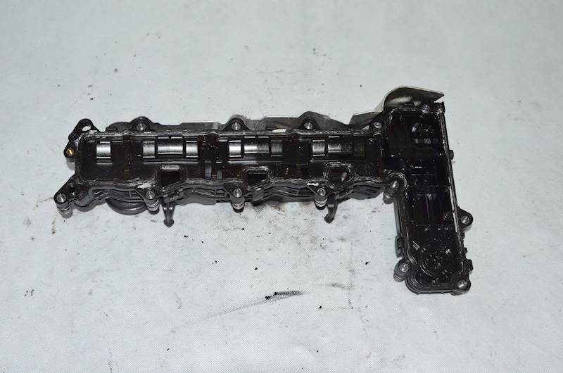 Pokrywa zaworów Peugeot Boxer Citroen Jumper Ford Transit 2.0 HDI TDCI