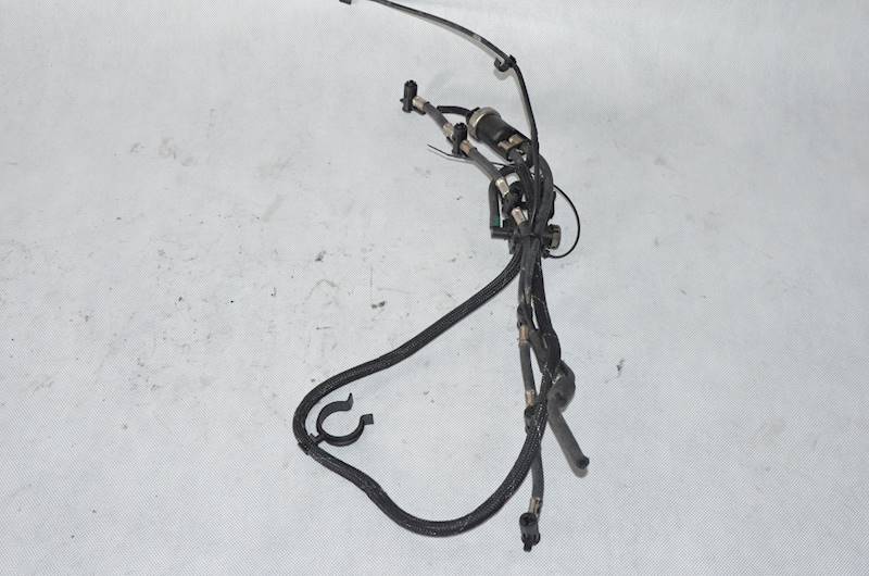 Przewody rurki paliwowe VW Phaeton Touareg Audi A6 A8 Q7 A5 3.0 TDI V6
