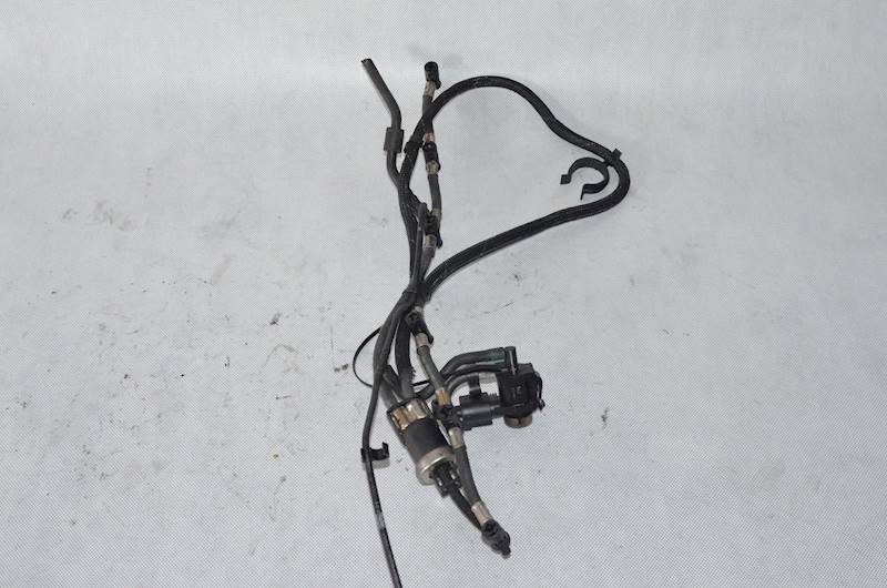 Przewody rurki paliwowe VW Phaeton Touareg Audi A6 A8 Q7 A5 3.0 TDI V6