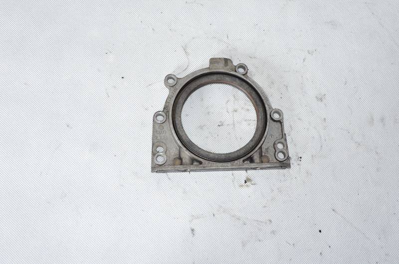 Uszczelniacz wału VW Golf IV Audi A4 B6 A3 8P Skoda Octavia 1.6 MPI 8V BGU