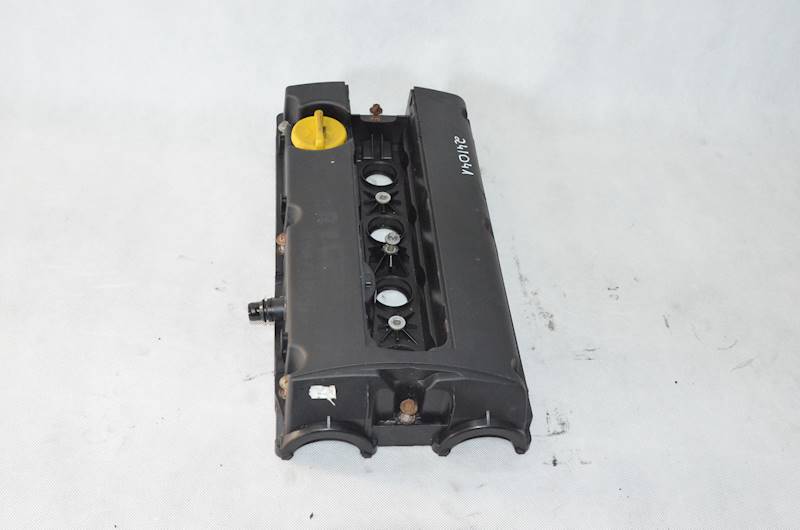 Pokrywa zaworów Opel Astra II G III H Zafira Fiat Stilo 1.6 16V Z16XEP