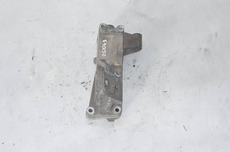 Łapa silnika Iveco Daily IV 06- 3.0 HPI 504050582