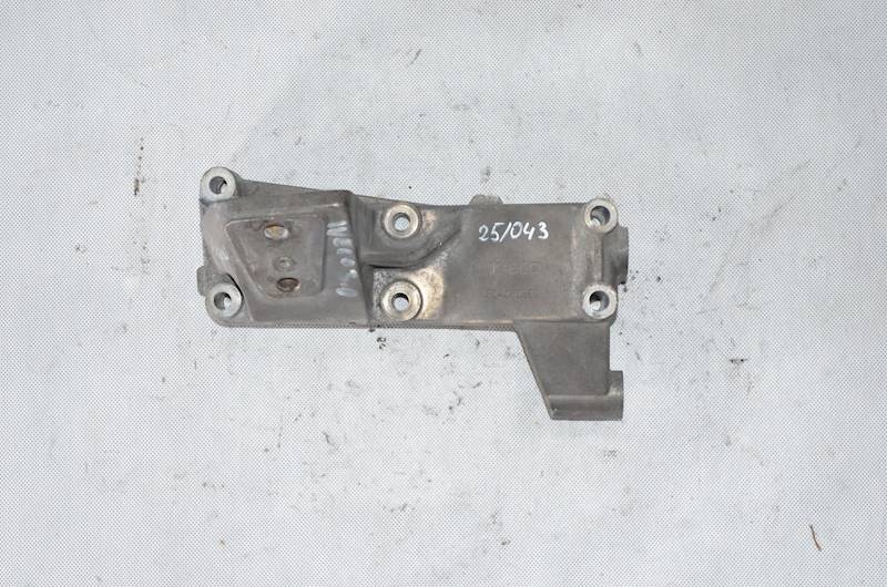 Łapa silnika Iveco Daily IV 06- 3.0 HPI 504050582