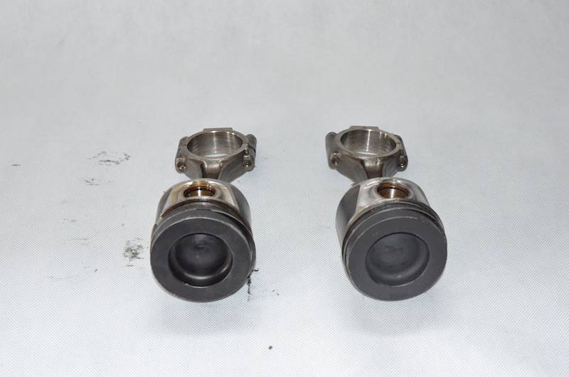 Tłok + korbowód  VW Golf VI Tiguan Audi A3 8P A4 B8 A6 C7 2.0 TDI CBA CBD