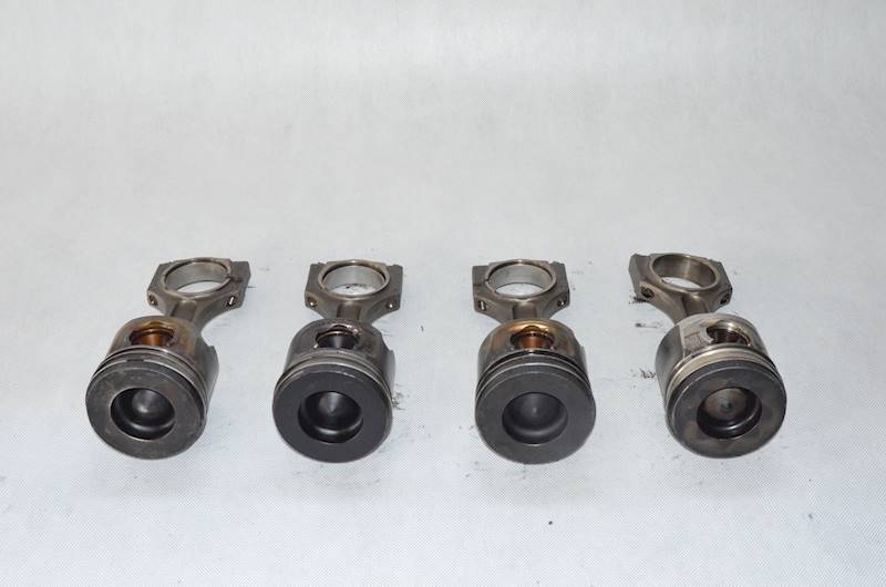 Tłok + korbowód BMW E87 E90 E91 E92 E93 E60 E61 E83 2.0 D N47 N47D20A