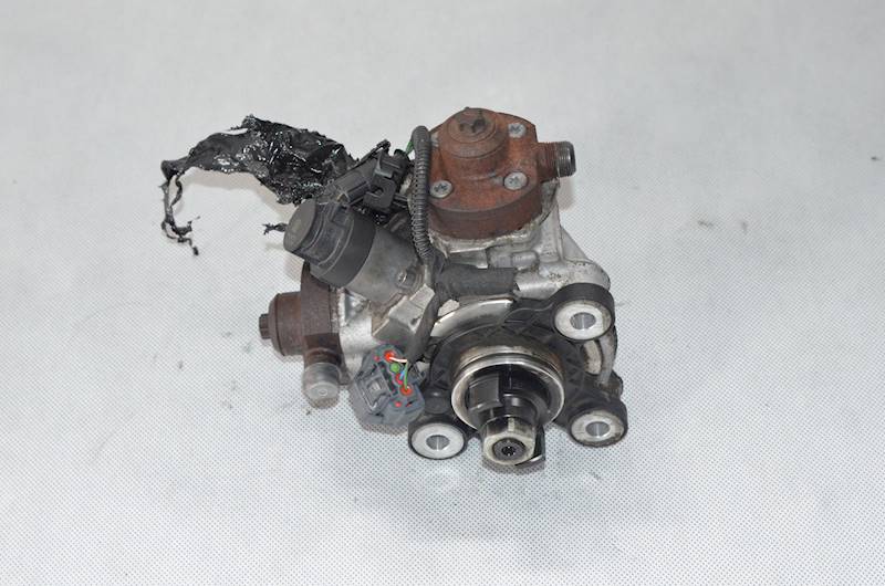 Pompa wtryskowa Volvo S60 S80 XC60 V60 V70 XC70 C30 2.0 D3 2.4 D5 31272896