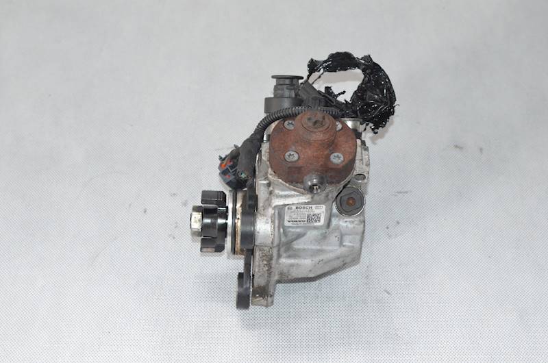 Pompa wtryskowa Volvo S60 S80 XC60 V60 V70 XC70 C30 2.0 D3 2.4 D5 31272896