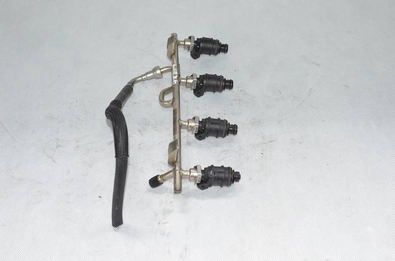Listwa wtryskowa Opel Zafira A Astra II G III H Vectra B C 1.8 16V Z18XE