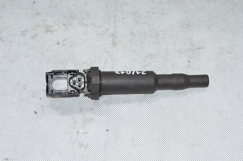 Cewka zapłonowa Peugeot 308 3008 Citroen C4 C5 III 1.6 THP BOSH