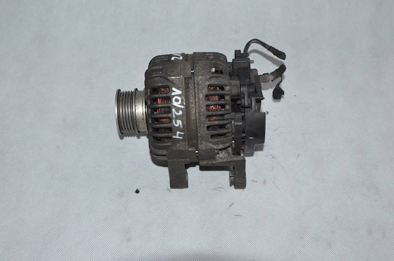 Alternator Opel Astra H III Zafira B Vectra C 1.6 16V Z16XEP 1.8 16V Z18XER