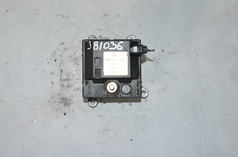 Podgrzewacz Wody Mercedes-Benz W203 C-Klasa 2.2 CDI A0001591504 