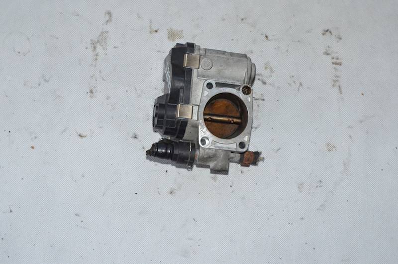 Przepustnica Opel Zafira B Astra III H Meriva A 1.6 16V Z16XEP