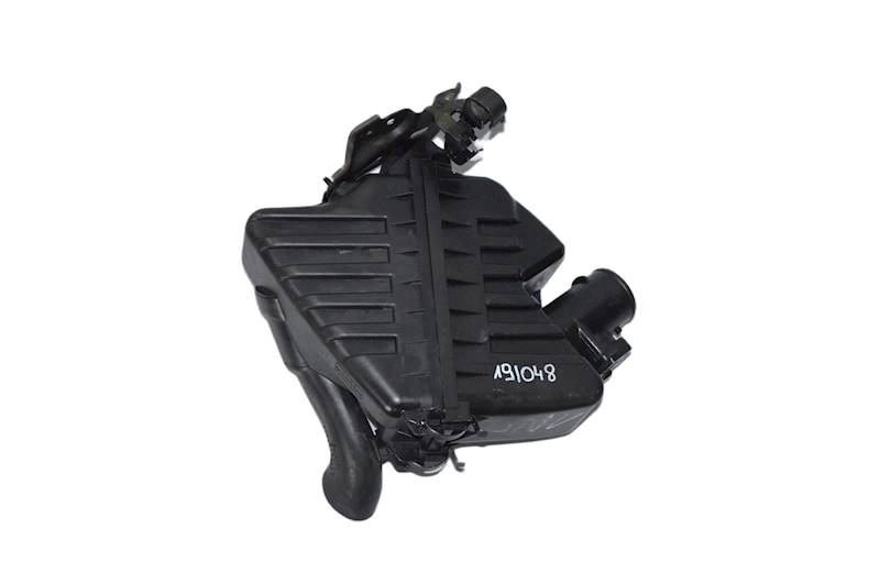 Przepływomierz Obudowa Filtra Powietrza Toyota Corolla Yaris II 1.4 D4D 1ND