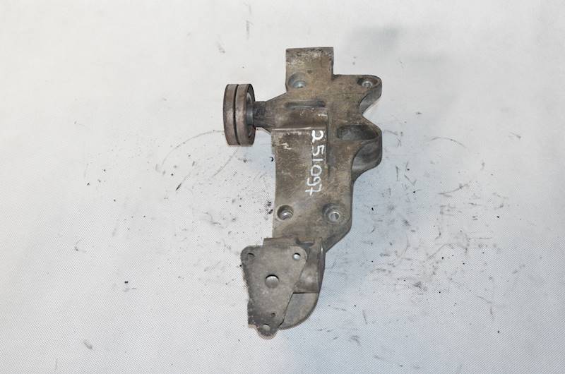 Łapa Mocowanie Alternatora VW LT 46 35 26 2.8 TDI ATA AGK 94070630002006