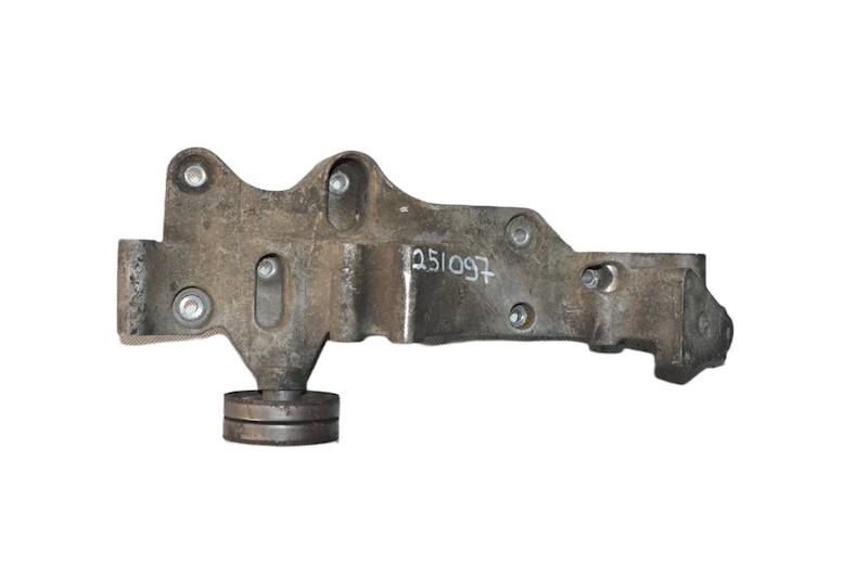 Łapa Mocowanie Alternatora VW LT 46 35 26 2.8 TDI ATA AGK 94070630002006