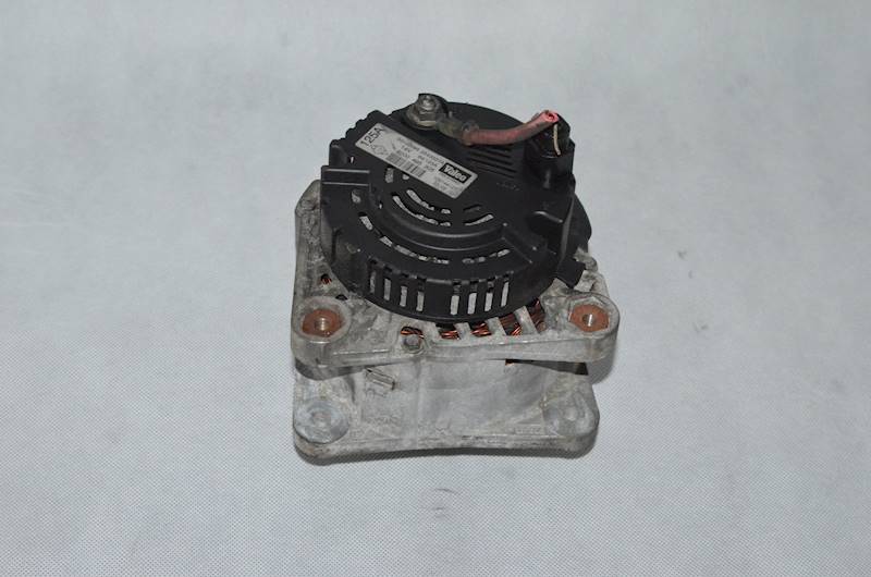 Alternator Renault Grand Scenic II Megane II Trafic Nissan Primera 1.9 DCi 