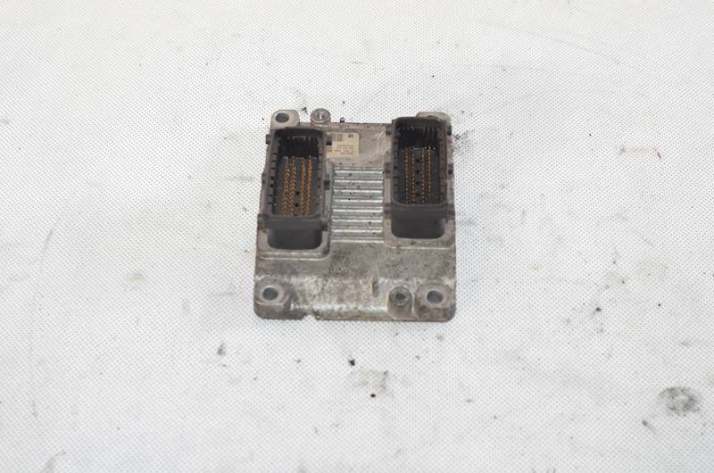 Sterownik Komputer Opel Astra III H Corsa D Meriva A Agila 1.4 16V Z14XEP 