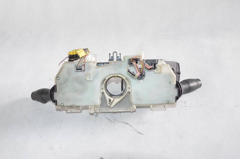 Przełącznik zespolony Renault Master III Opel Movano B 2.3 DCI 681720005RD