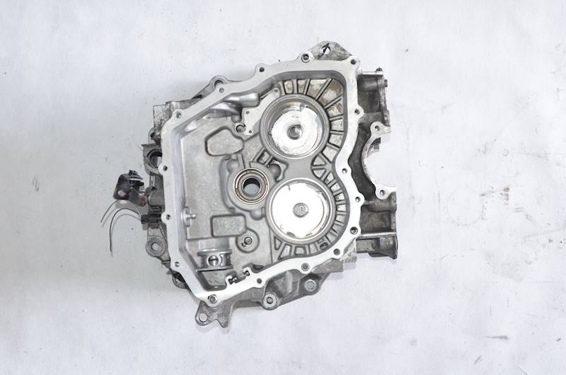 Obudowa skrzyni biegów Opel Insignia A Astra IV J III 1.7 CDTI 1.8 16V M32