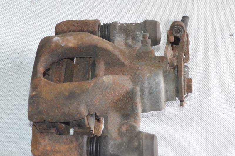Zacisk hamulcowy tył tylny Renault Master III Opel Movano B 2.3 DCI FWD MAX